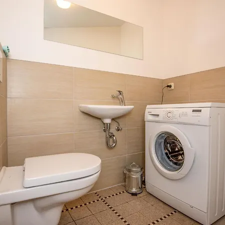 Eliese By Interhome Apartment Suhl